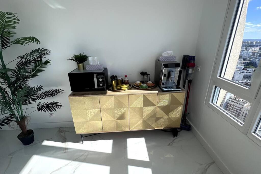 Nice Apartment With Amazing View Of Paris + Parking エクステリア 写真