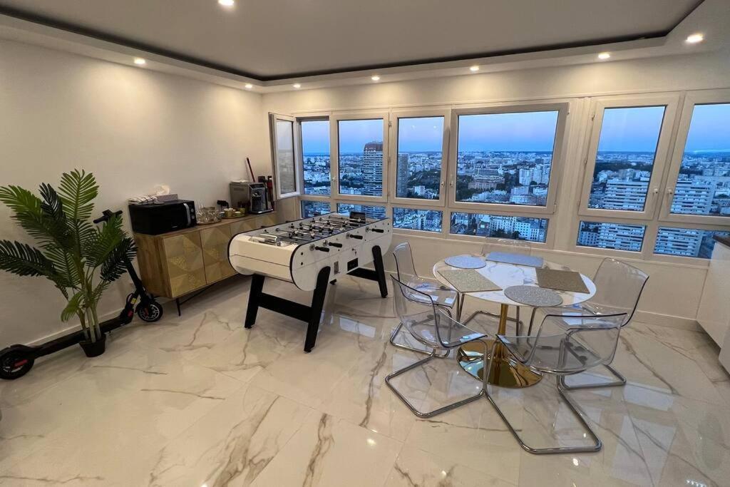 Nice Apartment With Amazing View Of Paris + Parking エクステリア 写真